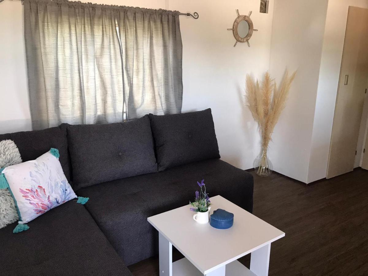 Mobile Home Tomic Тисно Екстериор снимка